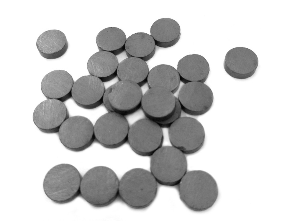Ceramic magnets - DpCraft - black, 10 x 3 mm, 26 pcs.