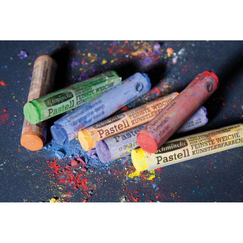 Finest Extra-Soft artists’ pastels - Schmincke - 084, H, Chromium Oxide Green