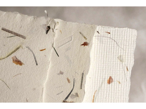 Handmade paper - Kalander - onion and grass, smooth, A4