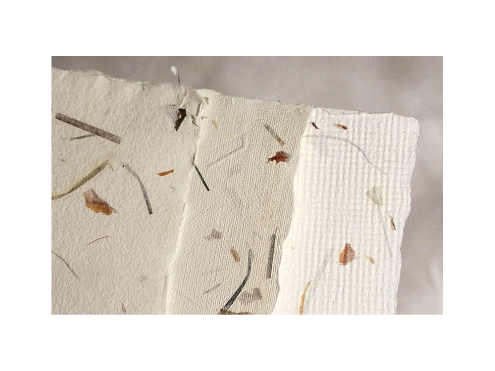 Handmade paper - Kalander - onion and grass, linen, A5