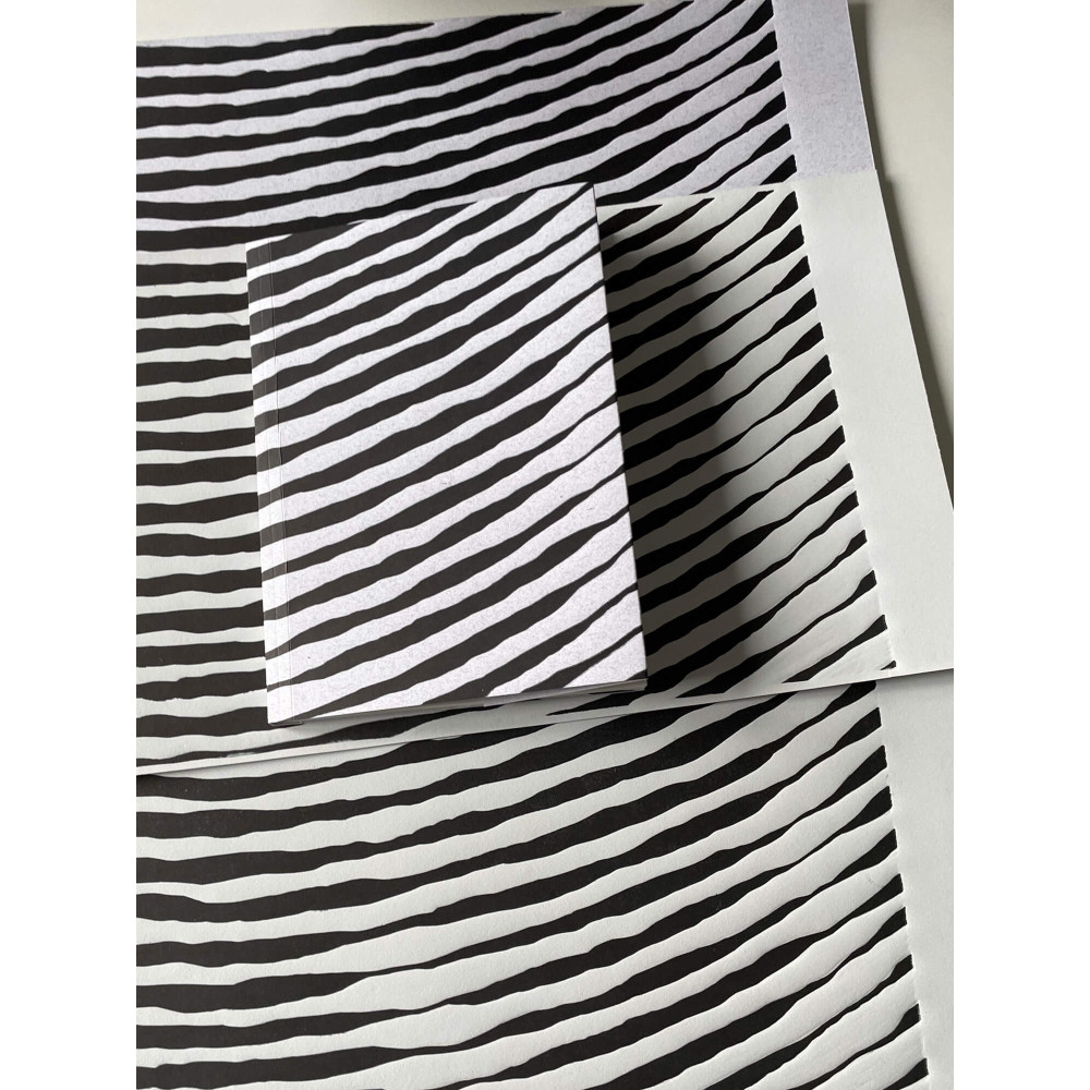 Notes Zebra, B5 - Curated Paper - w kropki, miękka okładka, 115 g/m2