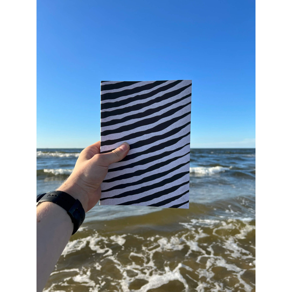 Notebook Zebra, B5 - Curated Paper - dotted, softcover, 115 g/m2