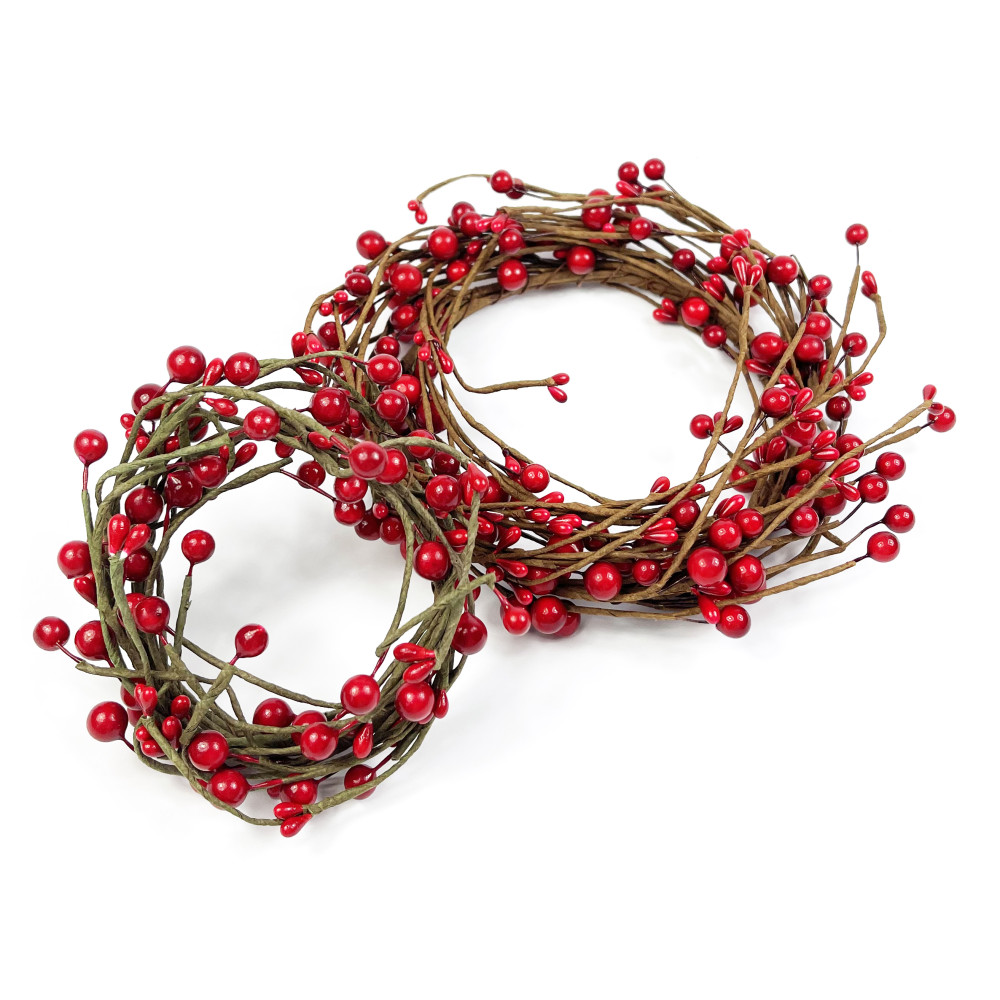 Wreath with red balls - 13 cm