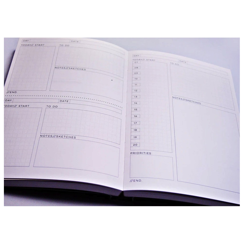 Daily undated planner Flora No.1 A5 - The Completist. - 90 g/m2