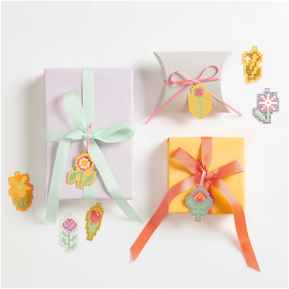 Gifts tags Futschikato Pixels Flowers - Paper Poetry - 8 pcs.