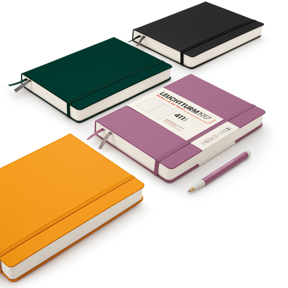 Dotted Notebook 411 A5 - Leuchtturm1917 - Black, hardcover, 80g/m2