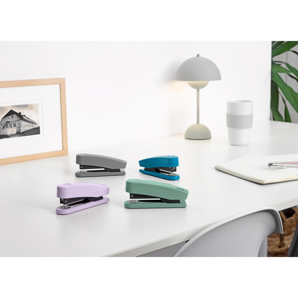 Office ColorID B2 stapler with set of staples - Novus - mint