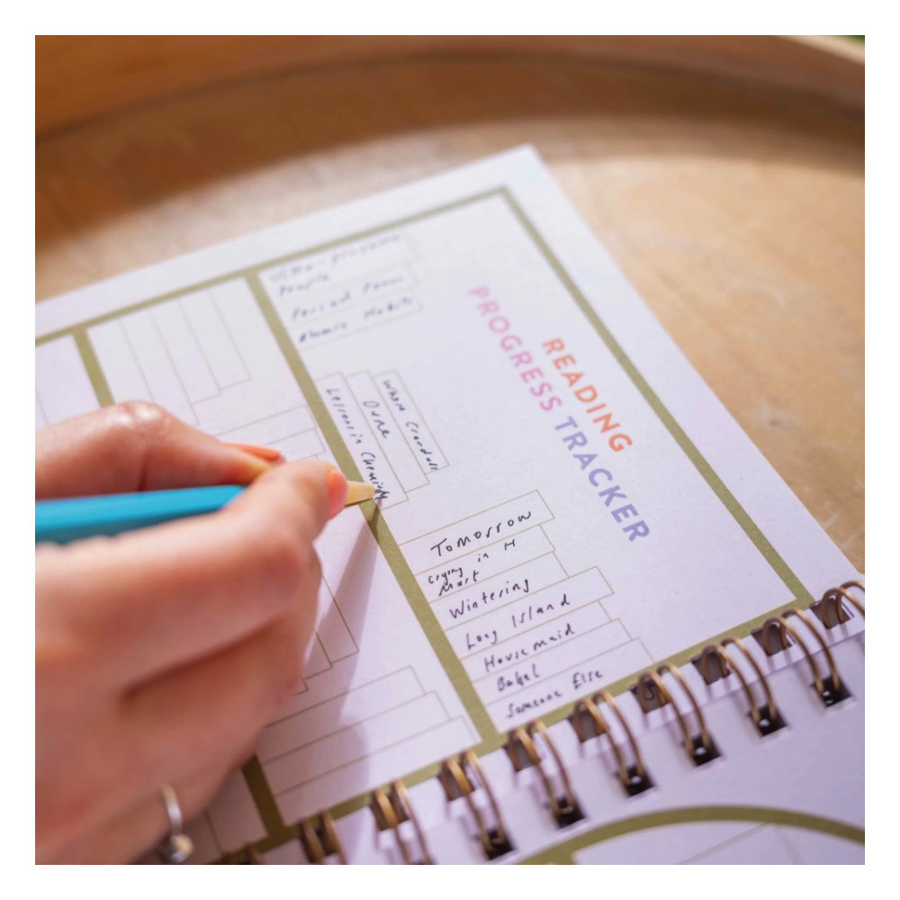 Reading Journal Book Nook A5 - Good Tuesday - hardcover 120 g