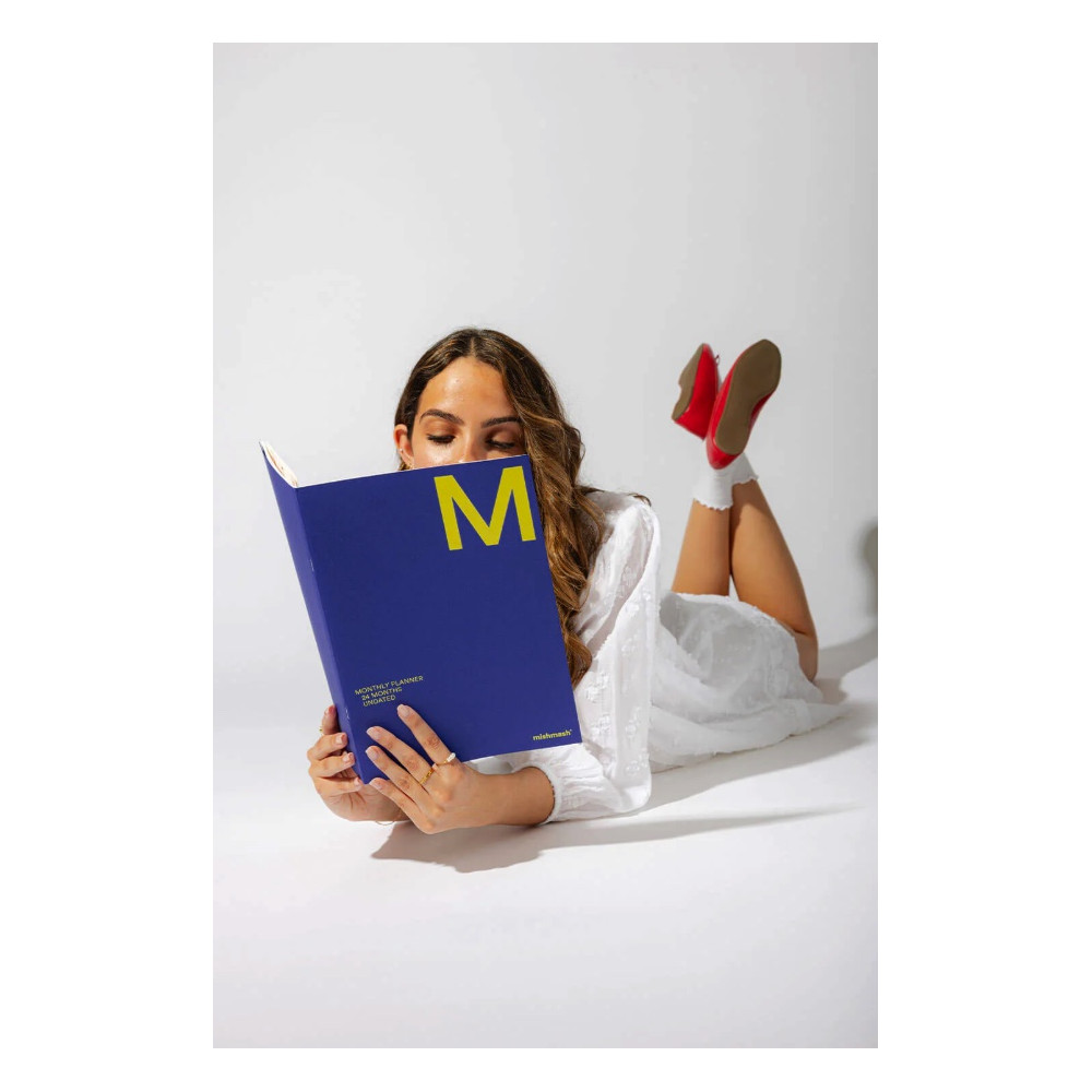 Monthly undated planner A5 - mishmash - Bright Red