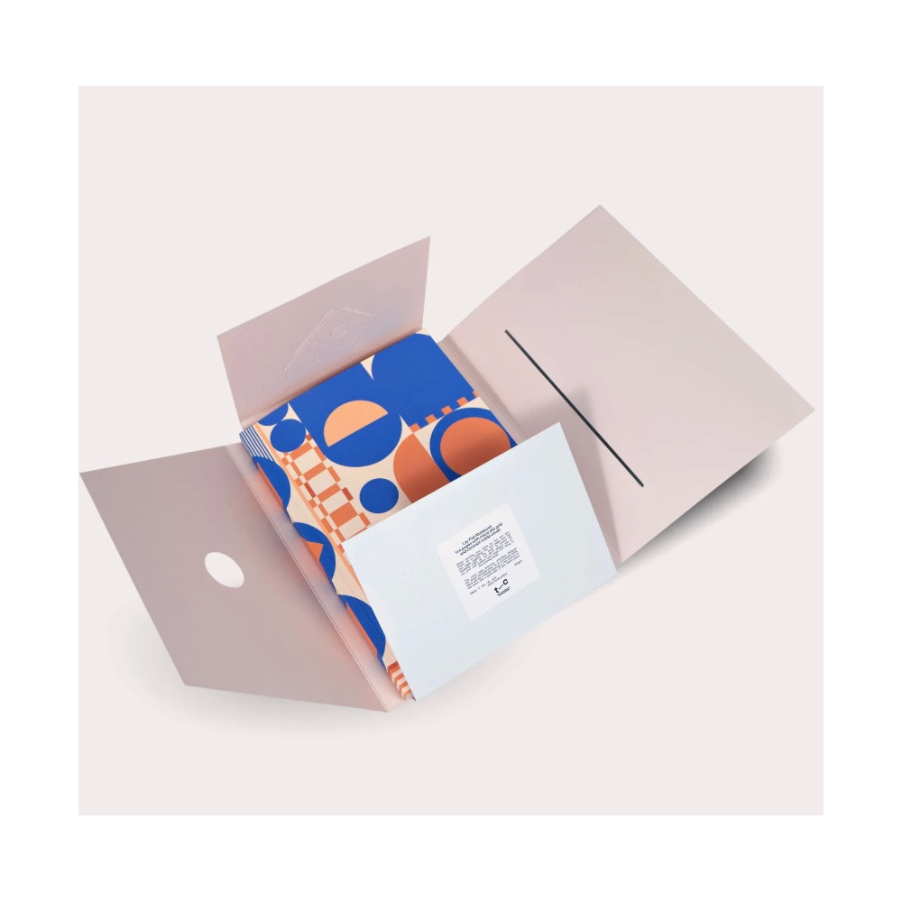 Dotted layflat notebook Signal A5 - The Completist.