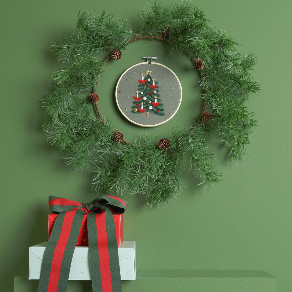 Embroidery Kit  - Rico Design - Christmas Tree