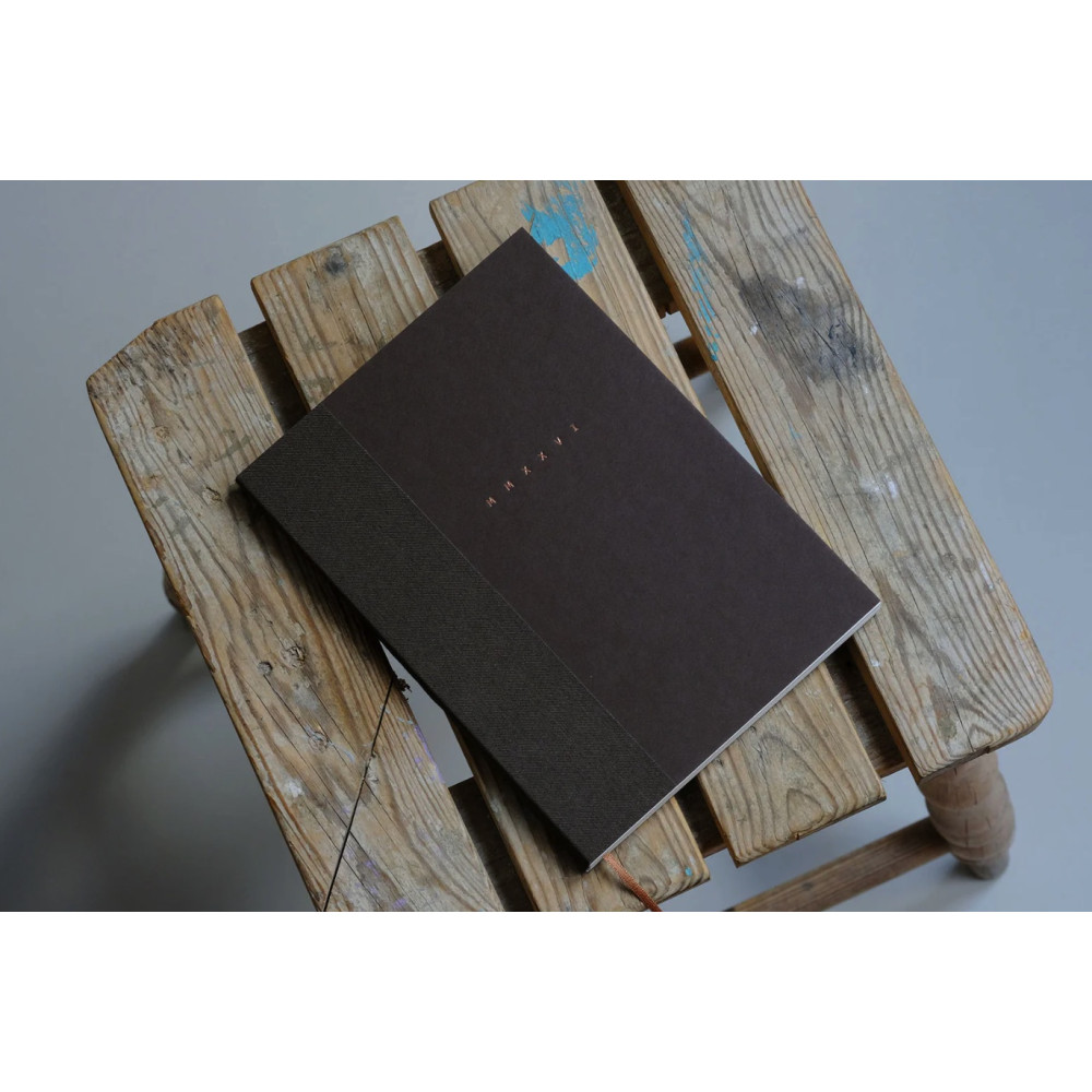 Classic calendar MMXXVI - Papierniczeni - Cacao