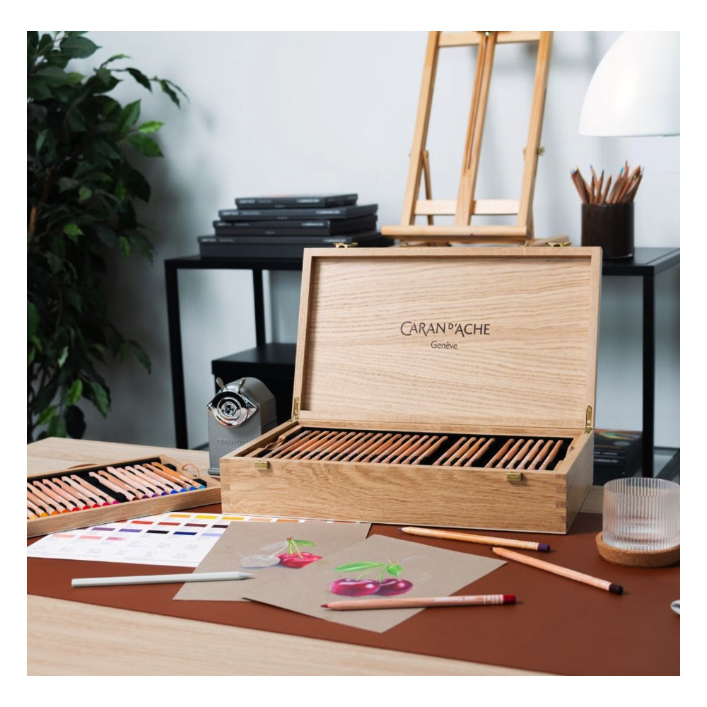 Set of Luminance colored pencils in wooden box - Caran d'Ache - 109 pcs.