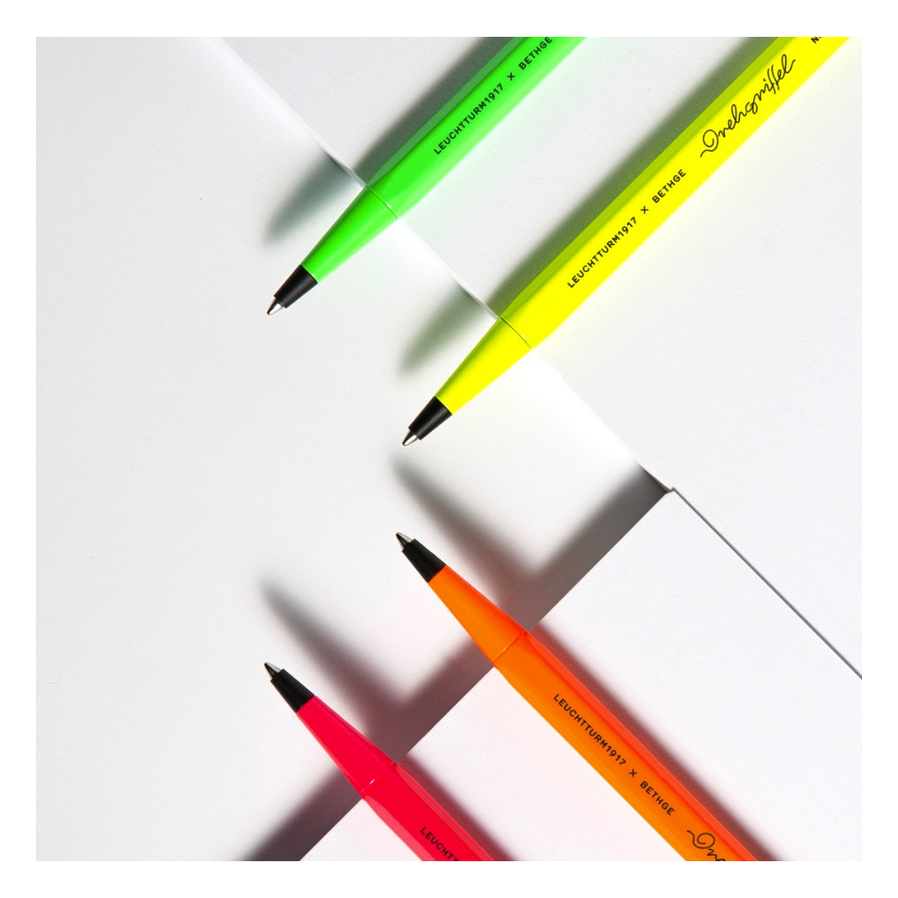 Ballpoint pen Drehgriffel Nr. 1 Luminous Limited Edition - Leuchtturm1917 - Yellow