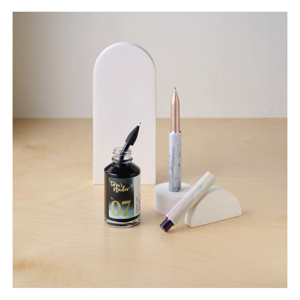 The Wren Write Off refillable writing pen - Tom’s Studio - Iris Nimbus