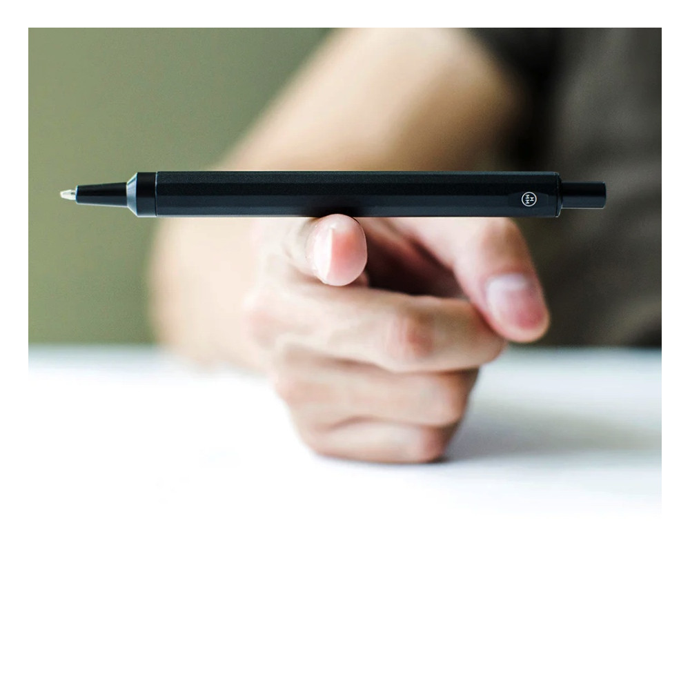 Ołówek automatyczny 0,7 mm - HMM - Black