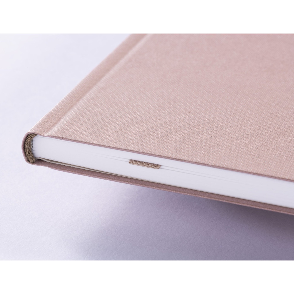 Dotted Mono Notebook - Gmund - Rouge 115 g 112 sheets