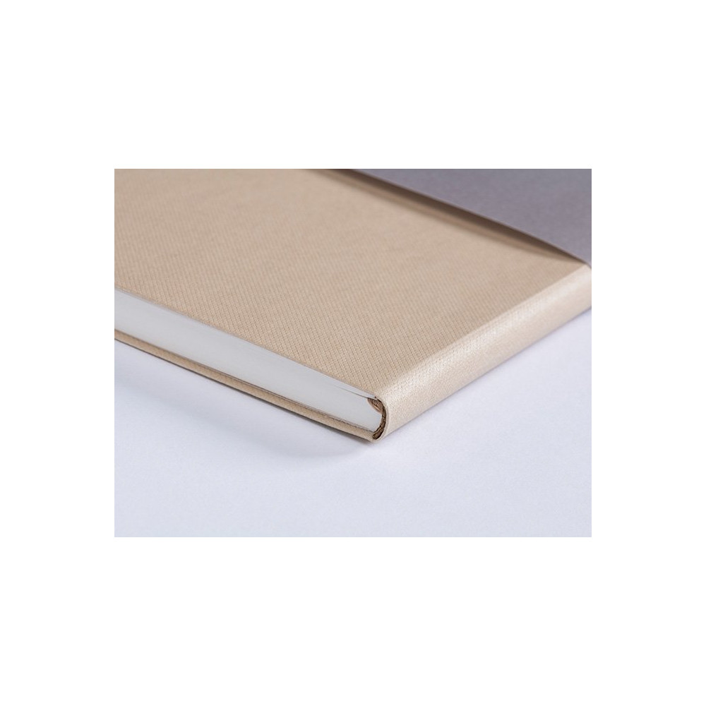 Dotted Mono Notebook - Gmund - Oat 115 g 112 sheets