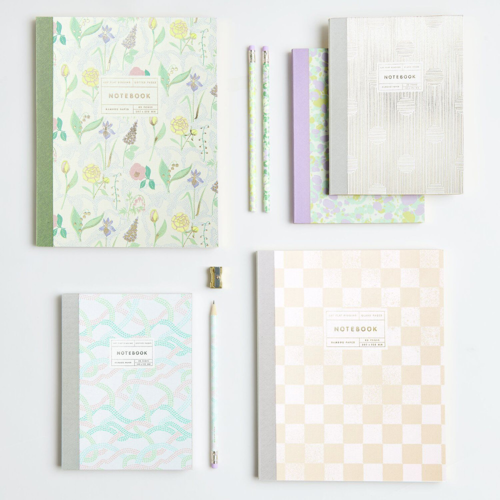 Plain notebook Checkerboard 20 x 25,5 cm - Paper Poetry - 80 sheets