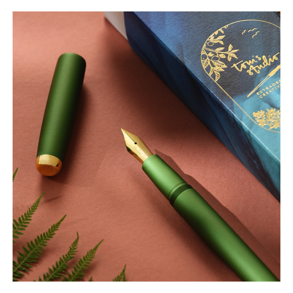 Fountain pen Studio Special Edition - Tom’s Studio - Botanica Titanium Flex