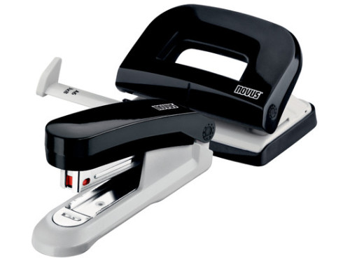 CRAFTER'S STAPLER W/1,500 STAPLES - We R